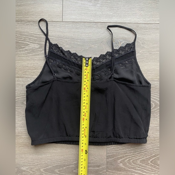 Sunday best crop tank - Picture 5 of 6